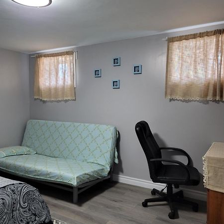Falstaff Home Торонто Экстерьер фото