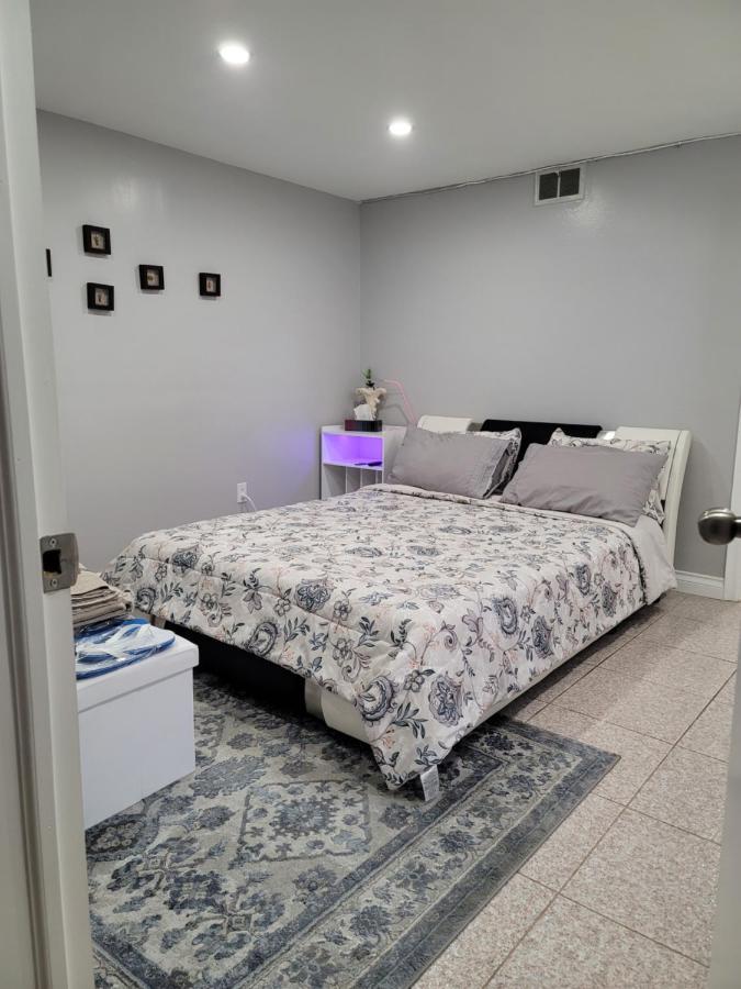 Falstaff Home Торонто Экстерьер фото